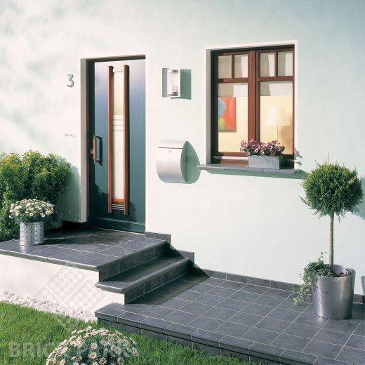 Плинтус ступени левый Stroeher Roccia 845 nero 